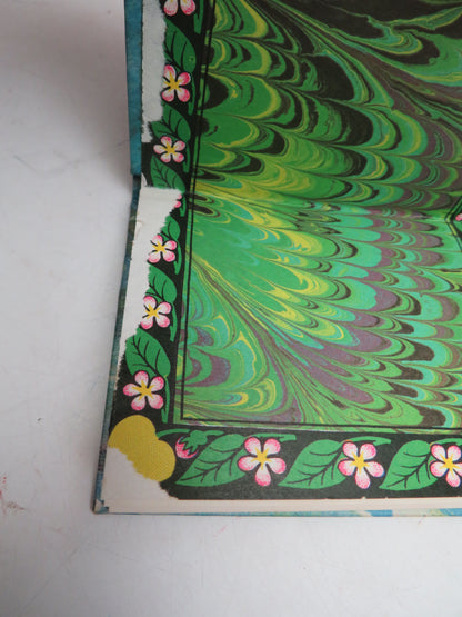 Snow White From The Brothers Grimm With Pictures By Jan Pienkowski Small Book book image 3