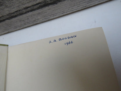 Small-Boat Sailing By E.F. Knight 1960 book image 3