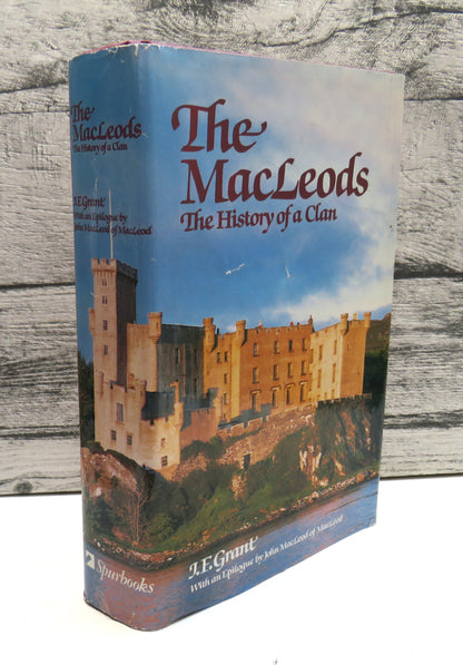 The Macleods The History of a Clan By I.F. Grant 1981 book front cover