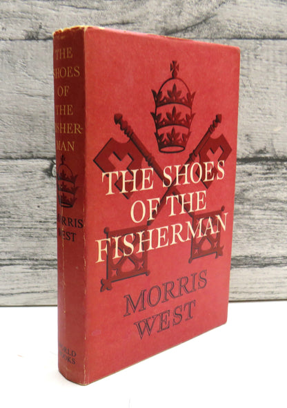 The Shoes of the Fisherman By Morris West 1964 book front cover