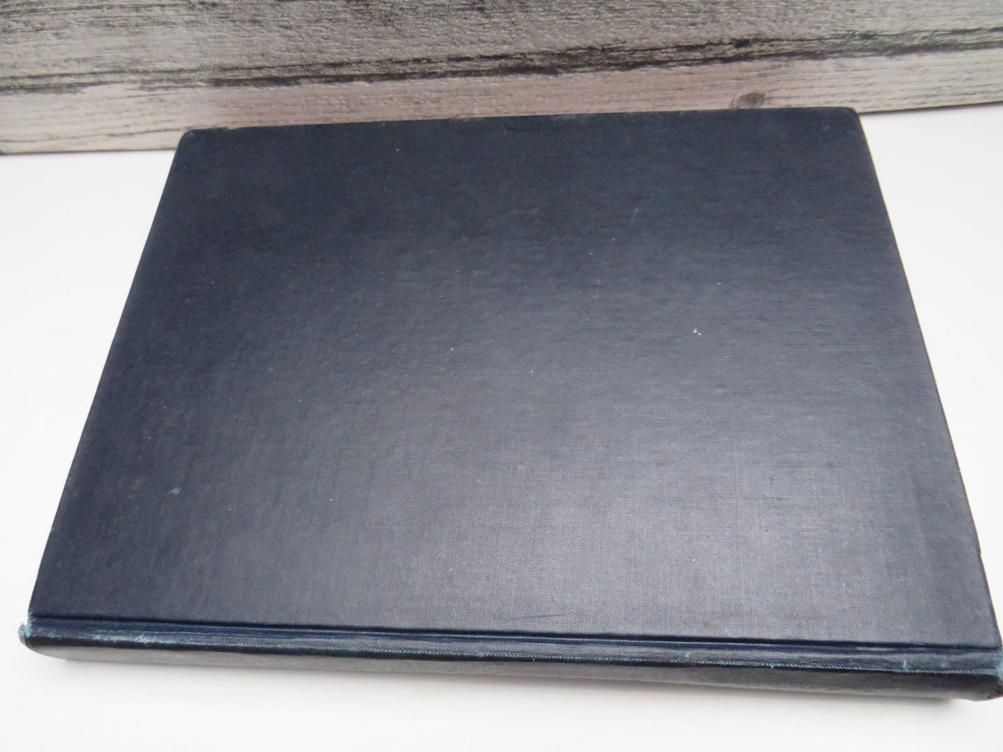 Concise Oxford Atlas Prepared By The Cartographic Department of the Clarendon Press 1966 book image 2