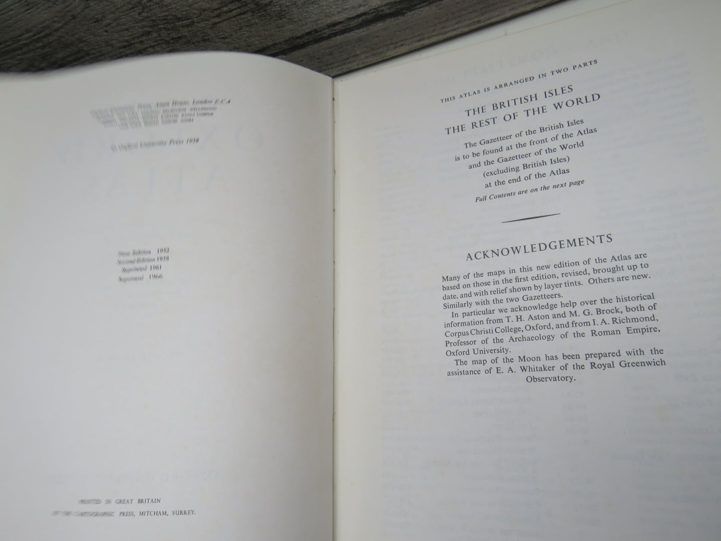 Concise Oxford Atlas Prepared By The Cartographic Department of the Clarendon Press 1966 book image 4
