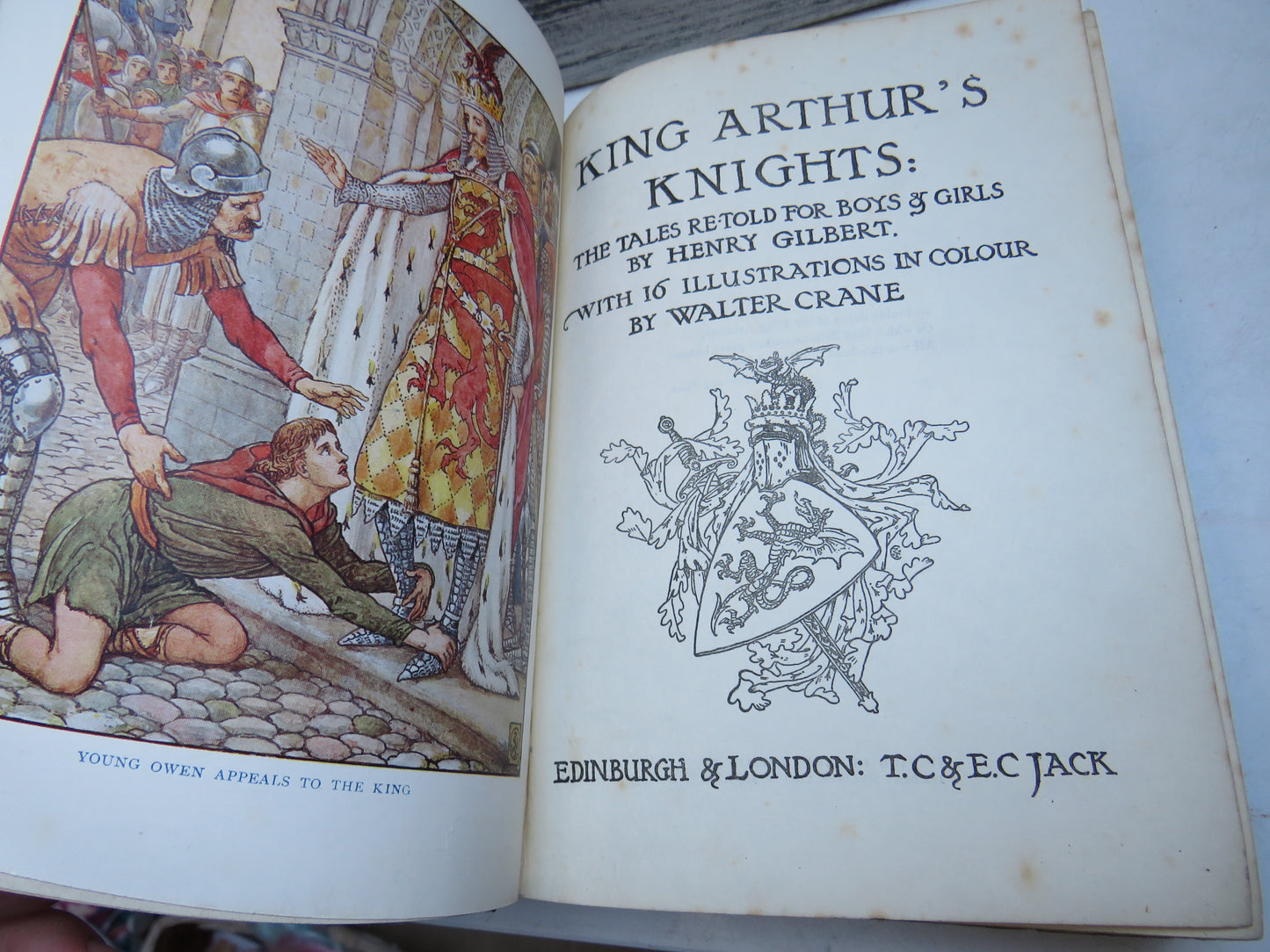King Arthur's Knights: The Tales Re-Told For Boys & Girls By Henry Gilbert With 16 Illustrations By Walter-Crane