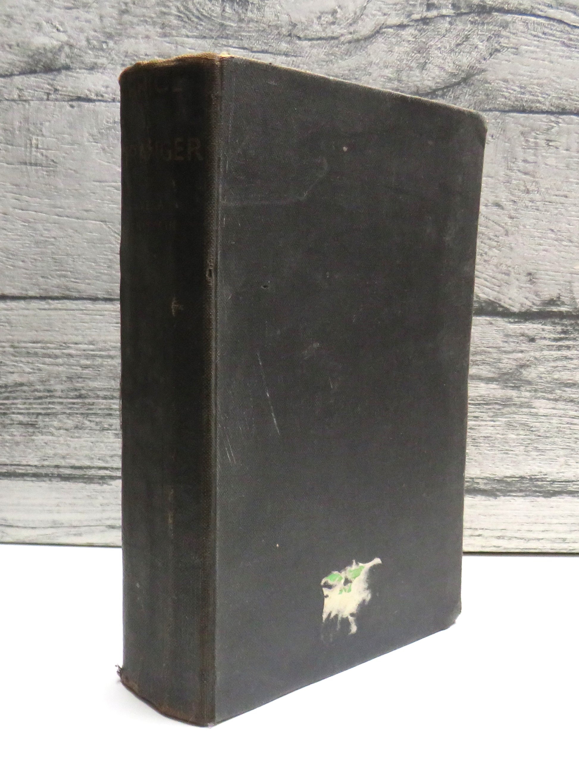 Thrice a Stranger New Chapters of Autobiography By Vera Brittain 1938 book front cover