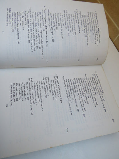 An Economic History of Medieval Europe By N. J. G. Pounds 1974 book image 5