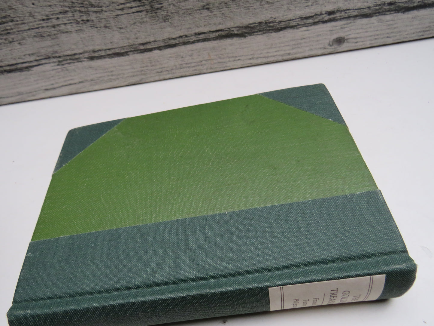 The Golden Treasury of the Best Songs & Lyrical Poems In The English Language Selected and Arranged by Francis Turner Palgrave 1959