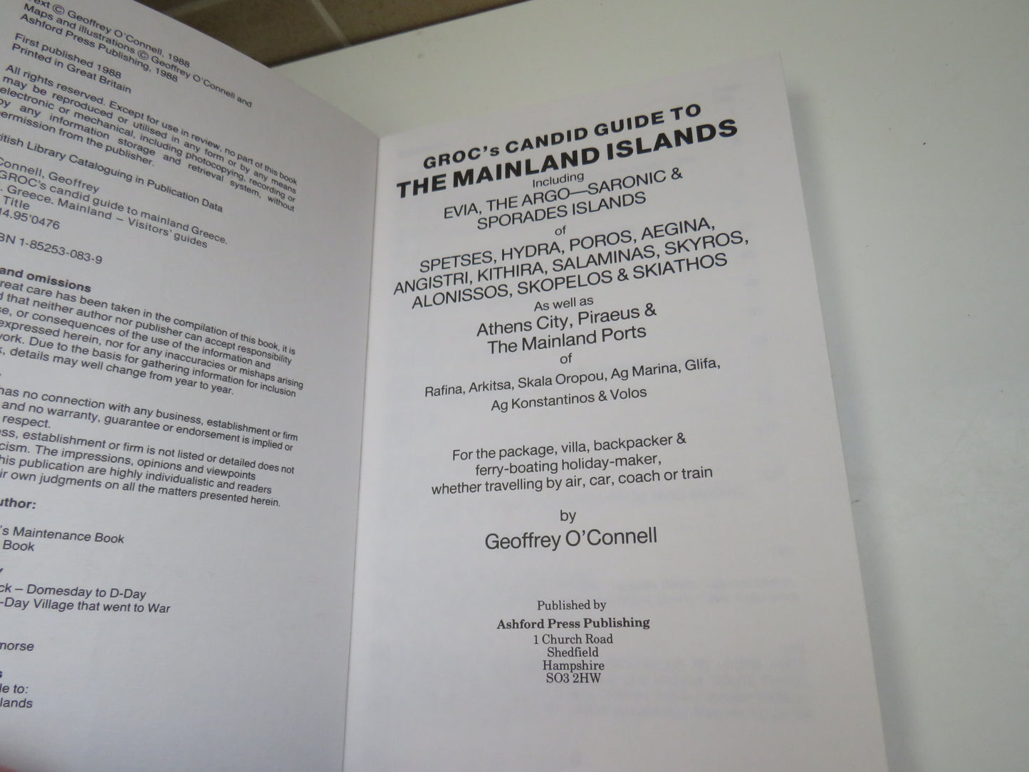 Mainland, Groc's Candid Guides to The Greek Islands, by Geoffrey O'Connell, 1988