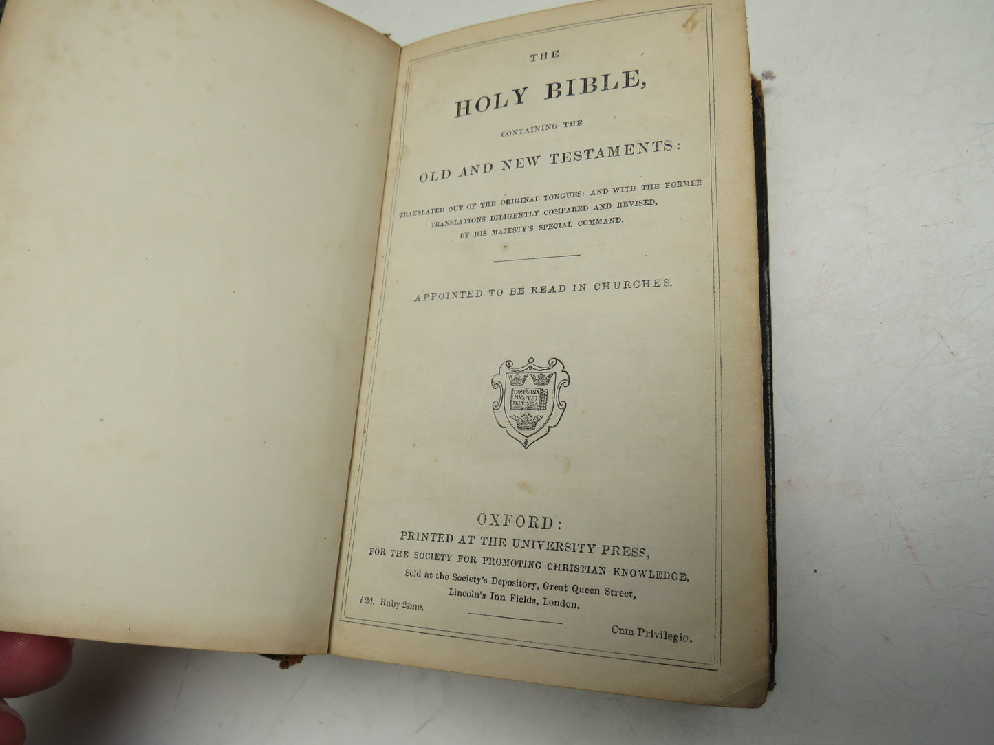 The Holy Bible Containing The Old and New Testaments Antique Book