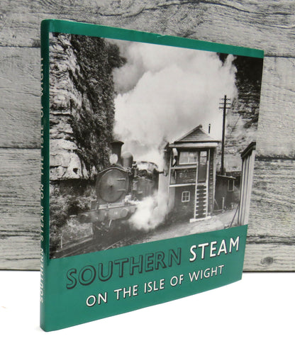 Southern Steam On The Isle of Wight By Tony Fairclough and Alan Wills 1975 book front cover
