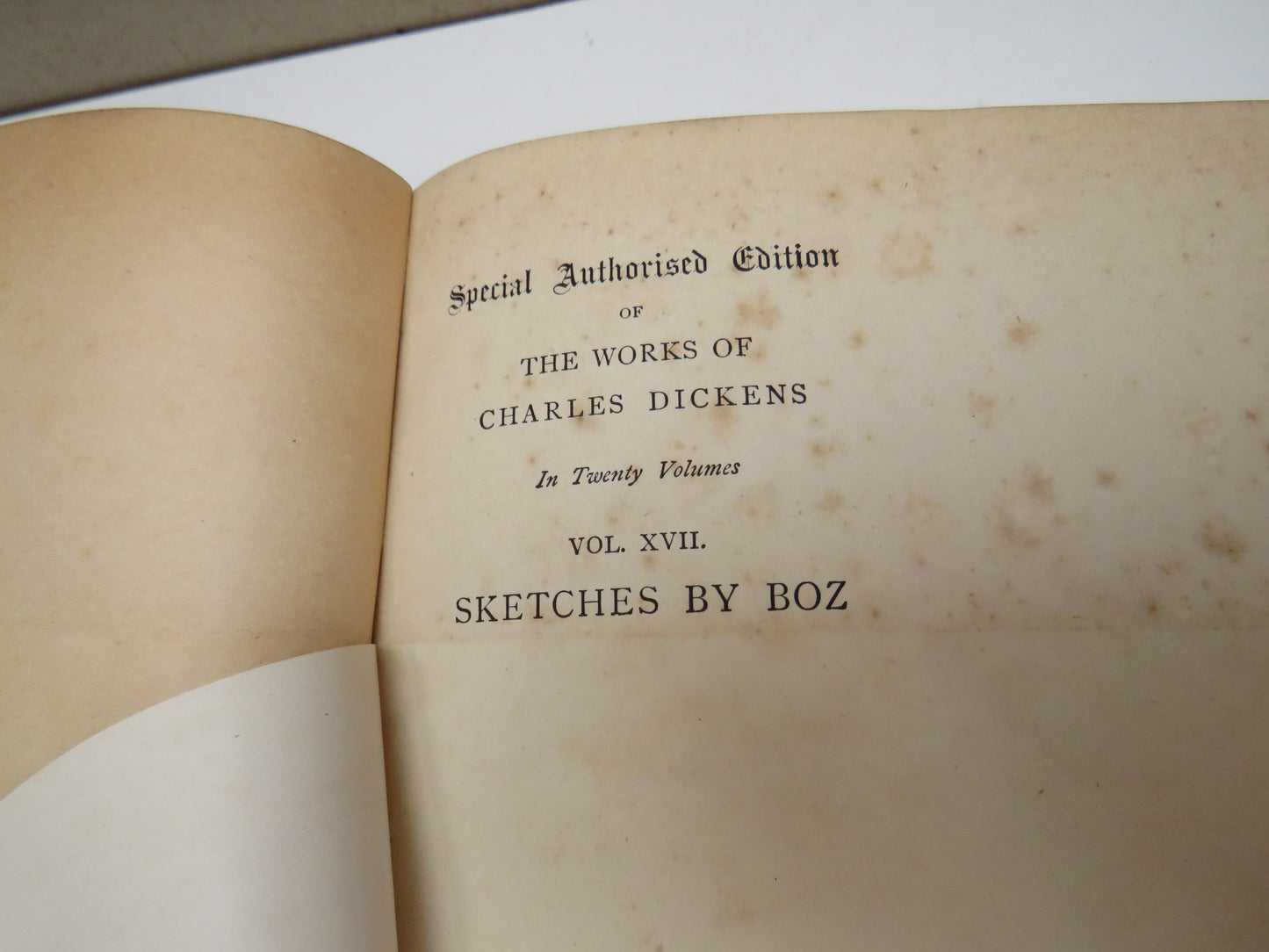 Sketches By Boz Illustrative of Every-Day Life and Every-Day People By Charles Dickens