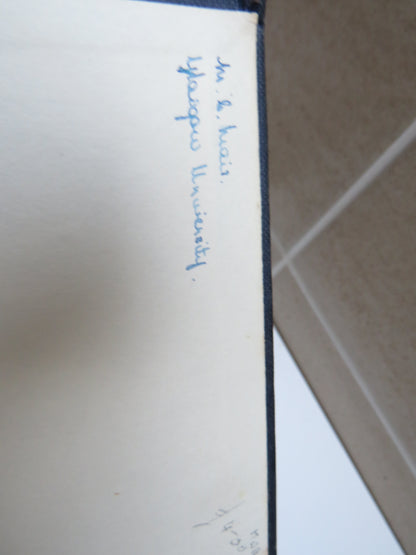 Harrap's Shorter French and English Dictionary Edited By J.E. Mansion book image 3