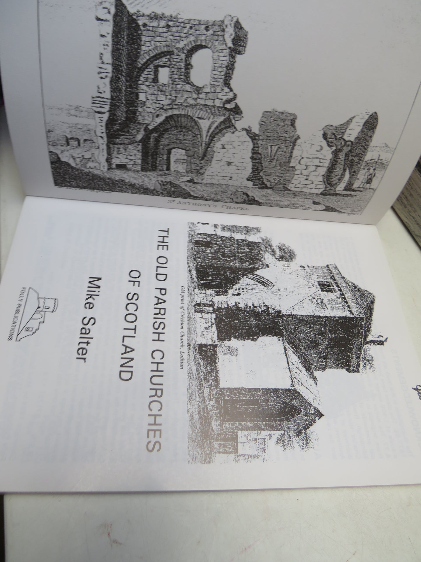 The Old Parish Churches of Scotland By Mike Salter 1994