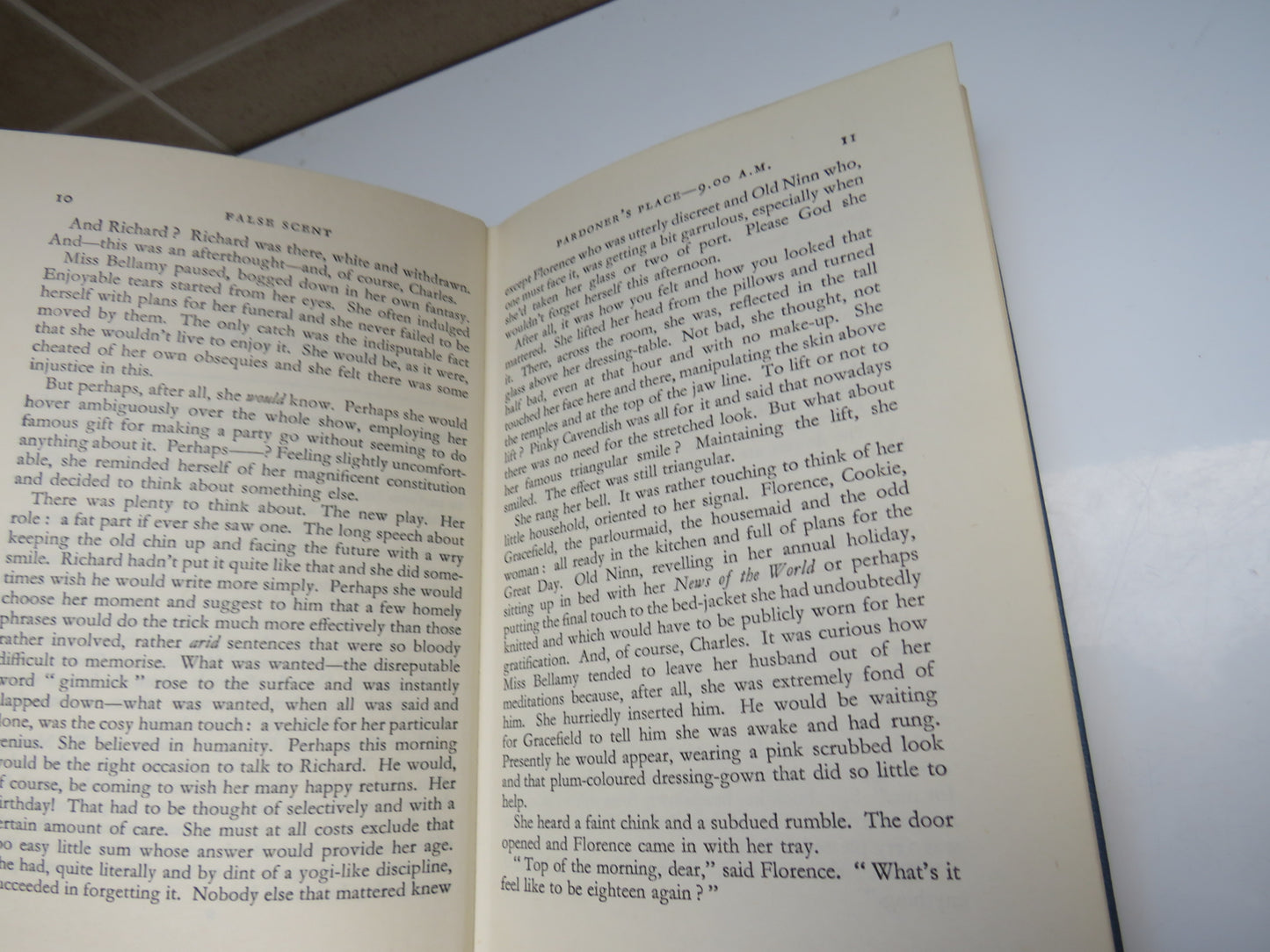 False Scent By Ngaio Marsh 1961