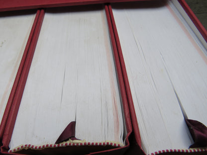 Burke's Peerage Baronetage & Knightage Clan Chiefs Scottish Feudal Barons 107th Edition 2003 Volume  book image 4