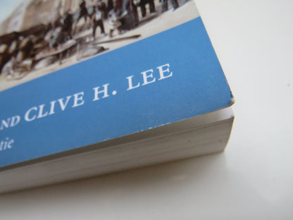 Aberdeen 1800-2000 A New History Edited by W. Hamish Fraser and Clive H. Lee, 2000 book image 5