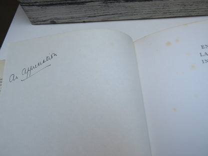 English Lakeland in Colour, A Collection of Colour Photographs with an Introductory Text and Notes o book image 4