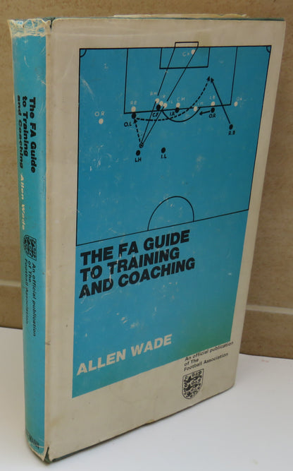 The F.A. Guide To Training and Coaching By Allen Wade 1981 book image 2