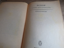 Load image into Gallery viewer, Scoop A Novel About Journalists By Evelyn Waugh Penguin Books 1976
