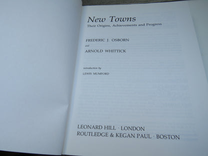New Towns Their Origins, Achievements and Progress By Frederic J. Osborn and Arnold Whittick 1977 book image 4