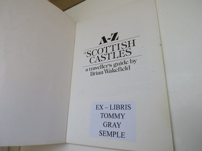A-Z of Scottish Castles, a Traveller's Guide by Brian Wakefield book image 4