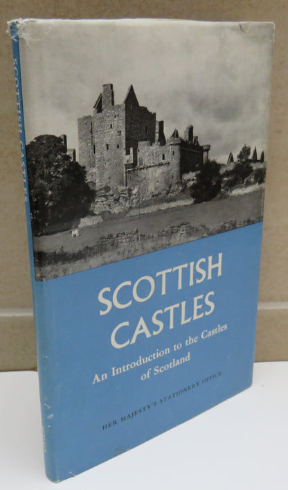 Scottish Castles An Introduction To The Castles of Scotland By The Late W. Douglas Simpson 1959 book image 2