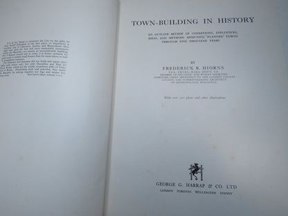 Town-Building In History By Frederick R. Hiorns 1956 book image 4