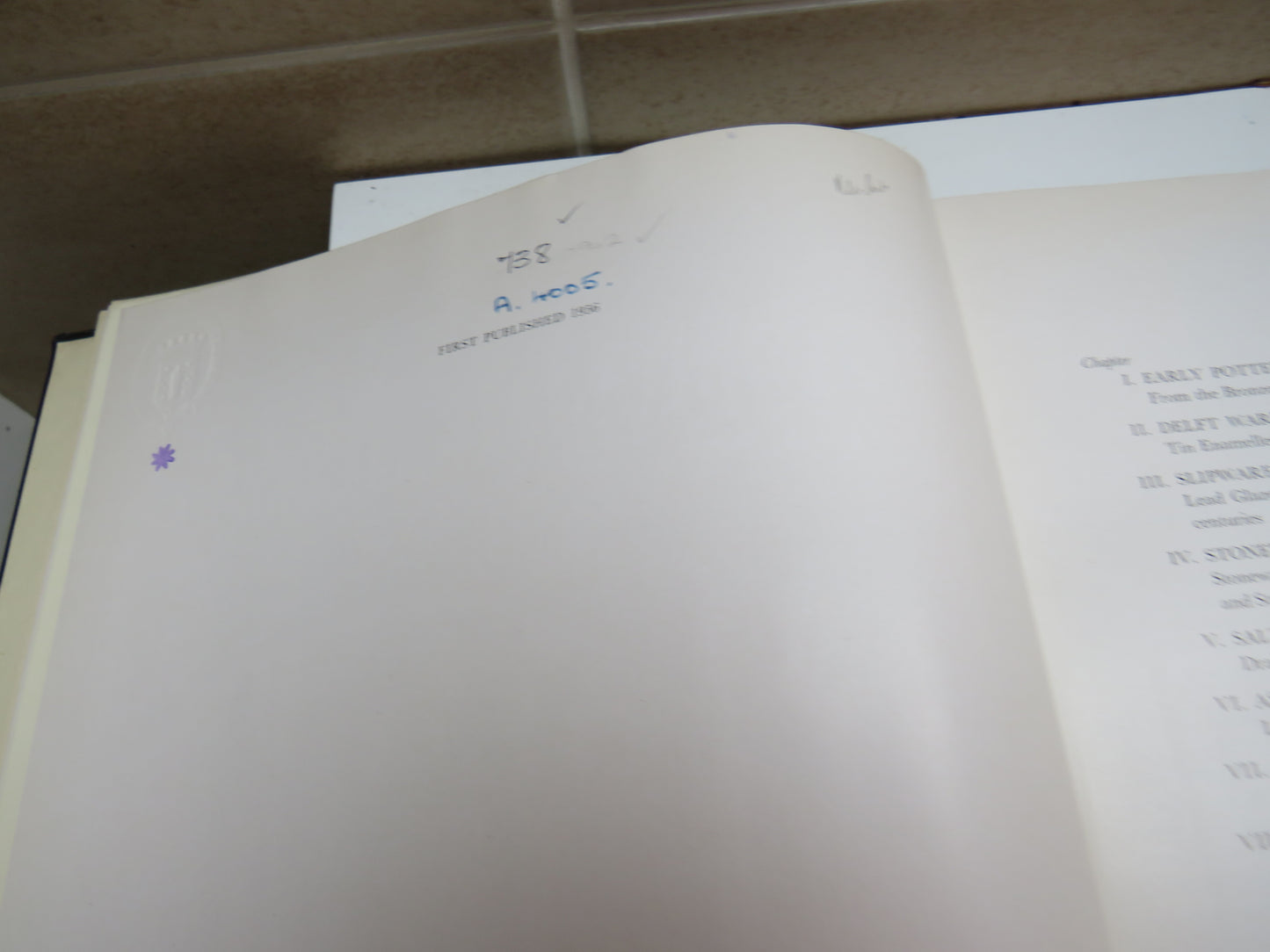 A Picture History of English Pottery by Griselda Lewis, 1956