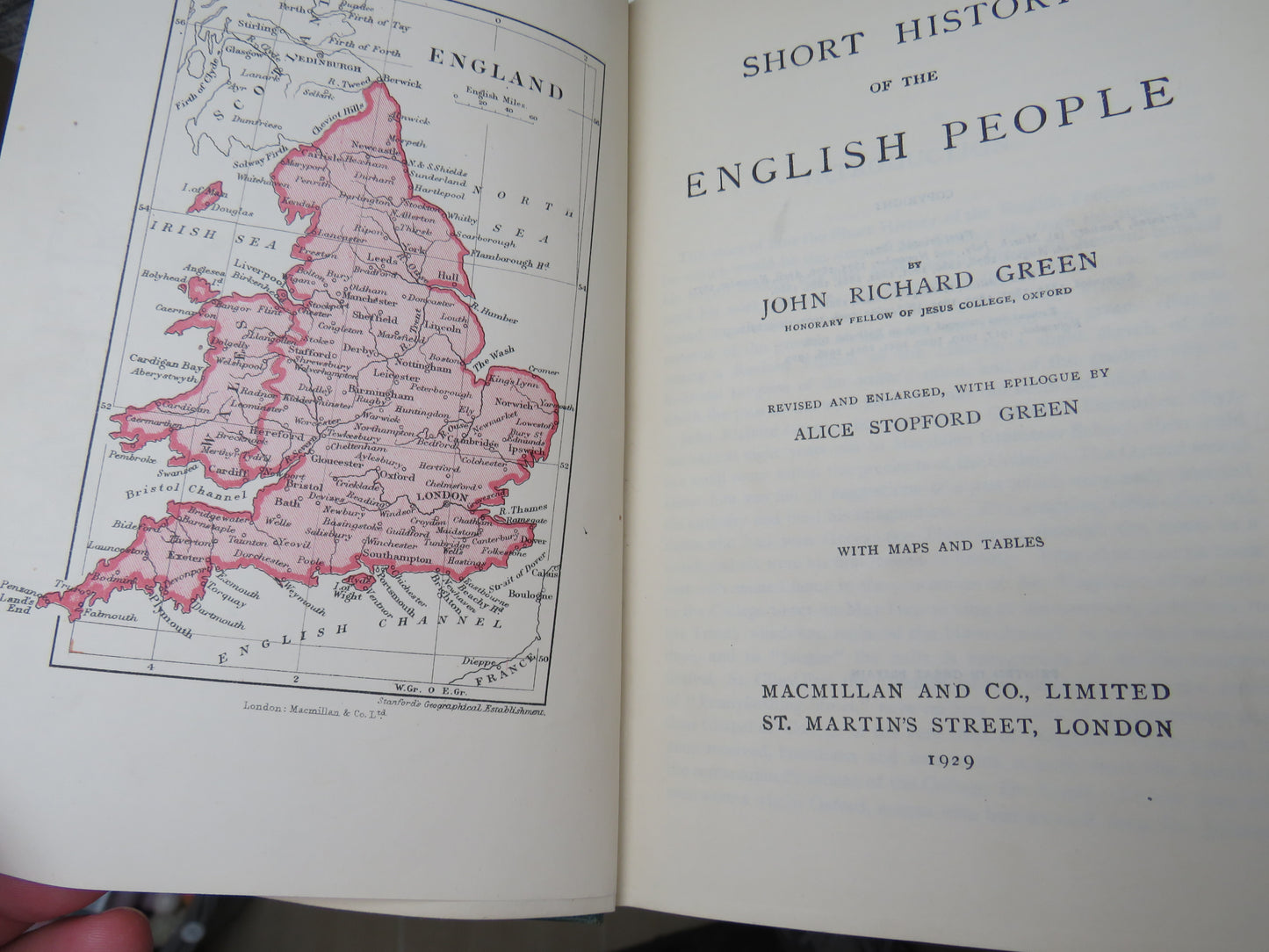 A Short History of the English People By John Richard Green 1929