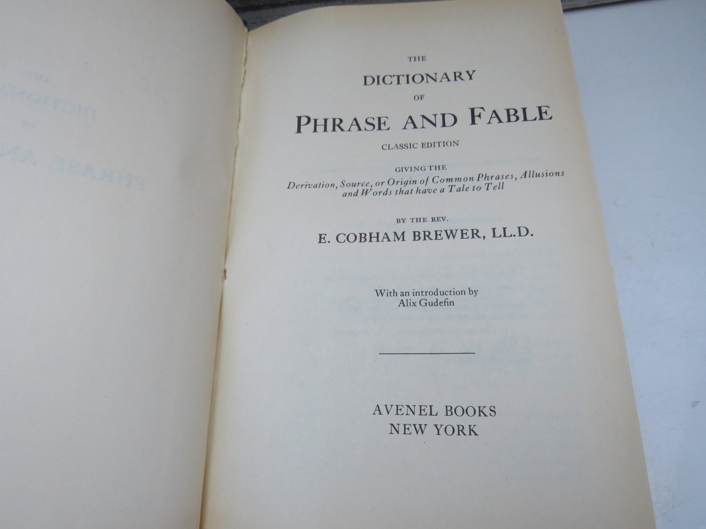 The Dictionary of Phrase and Fable Classic Edition 1978