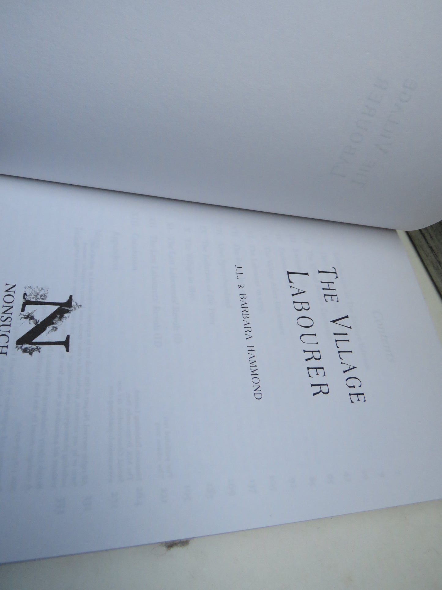 The Village Labourer By J.L. & Barbara Hammond 2005