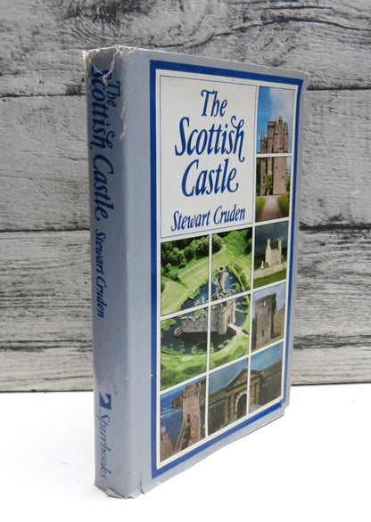 The Scottish Castle By Stewart Cruden 1981 book front cover