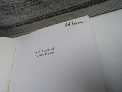 A Dictionary of Scottish History By Gordon Donaldson & Robert S. Morpeth 1977 book image 3