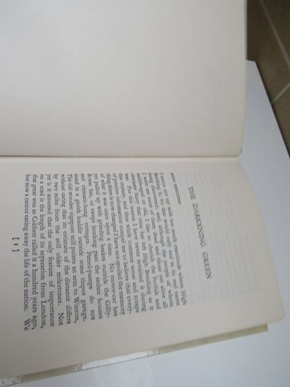 The Darkening Green by Compton Mackenzie, 1934 book image 5