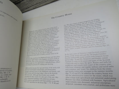 Old Photographs From Scottish Country Houses By Michael Moss and John Hume