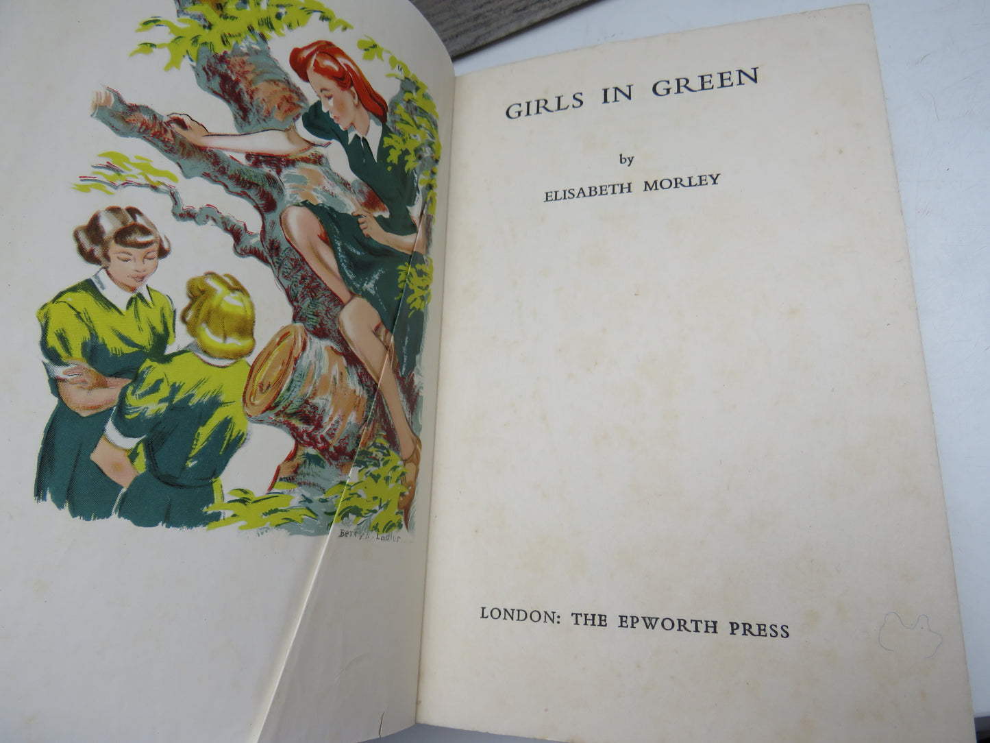 Girls In Green By Elizabeth Morley 1949 1st Edition