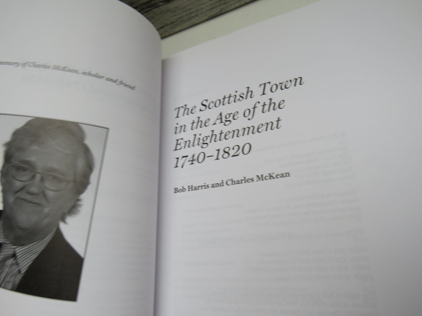 The Scottish Town In The Age of the Enlightenment 1740-1820 By Bob Harris and Charles McKean 2014