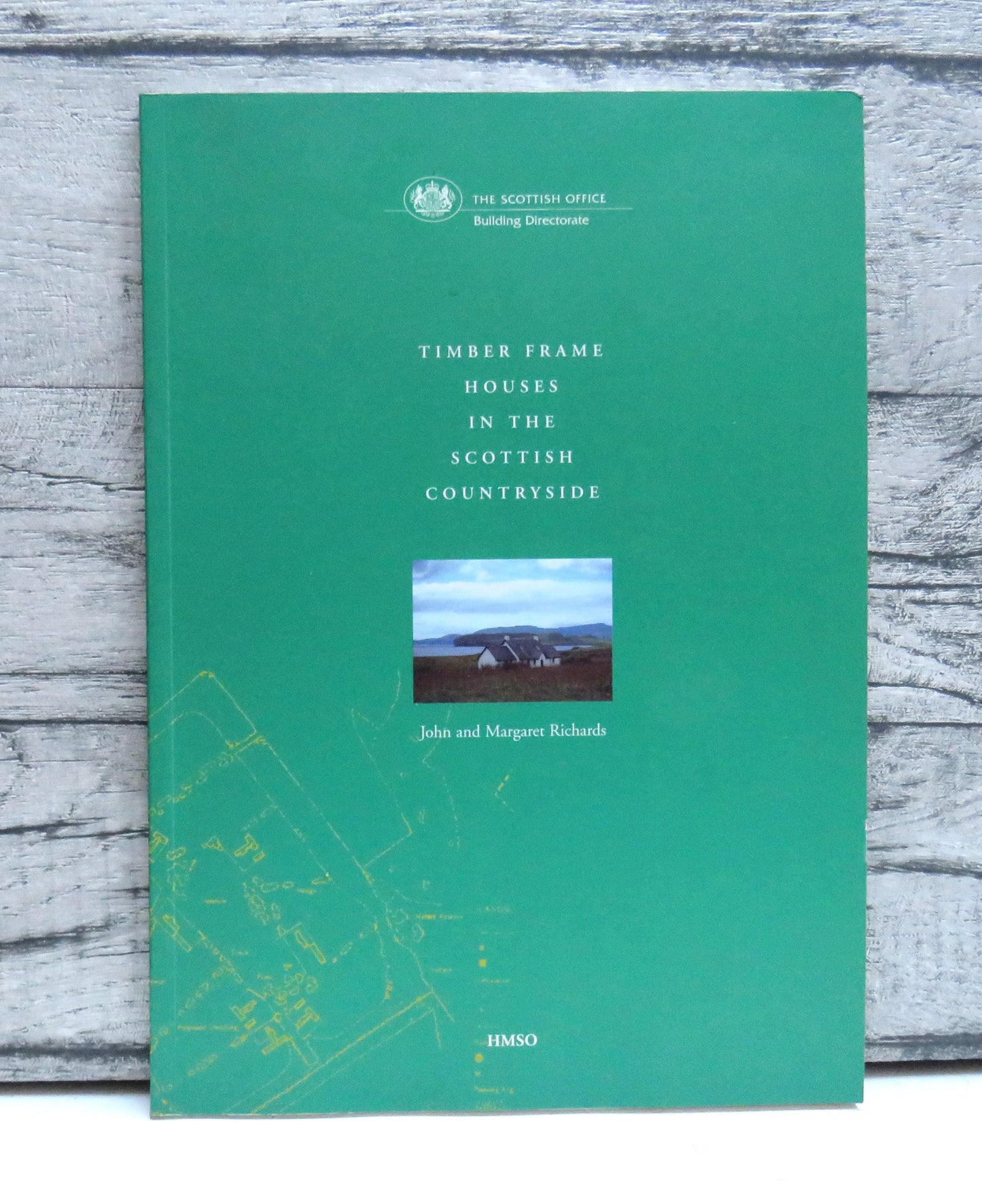 Timber Frame Houses In The Scottish Countryside By John and Margaret Richards 1994
