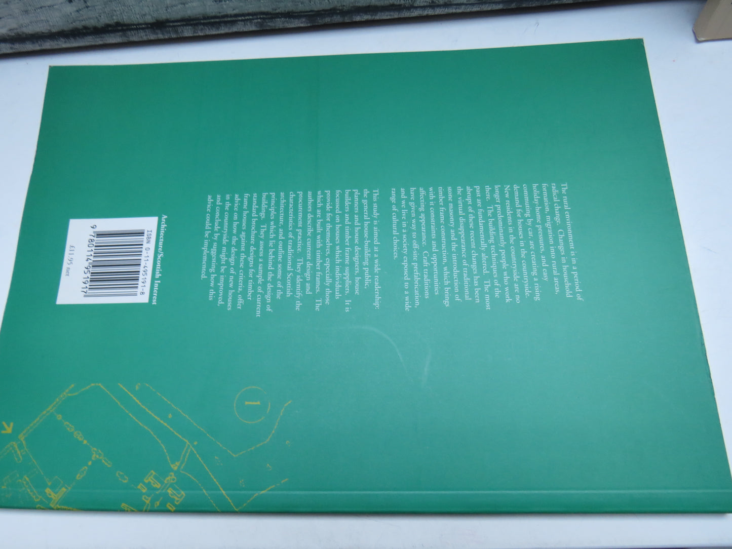 Timber Frame Houses In The Scottish Countryside By John and Margaret Richards 1994