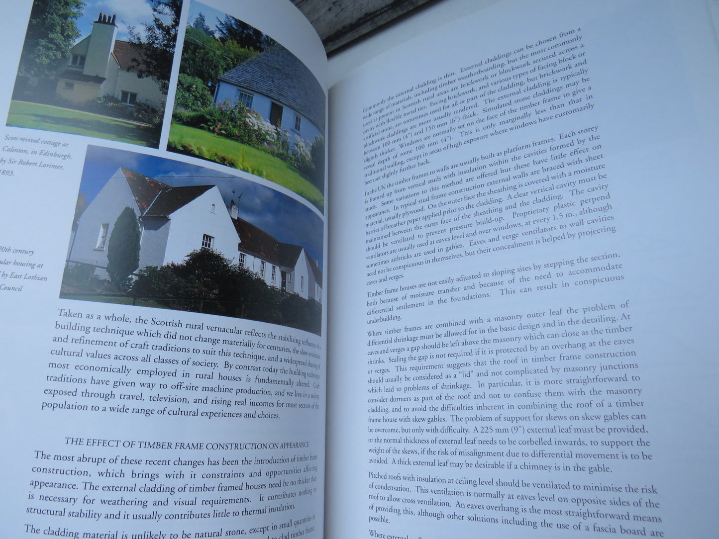 Timber Frame Houses In The Scottish Countryside By John and Margaret Richards 1994