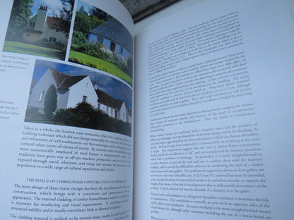 Timber Frame Houses In The Scottish Countryside By John and Margaret Richards 1994 book image 5