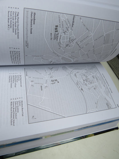 Aberdeenshire: South and Aberdeen By Joseph Sharples, David W. Walker and Matthew Woodworth The Buil book image 4