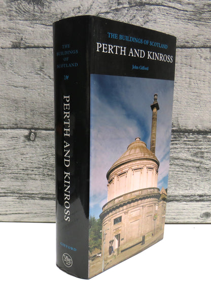 Perth and Kinross By John Gifford The Buildings of Scotland 2007 book front cover