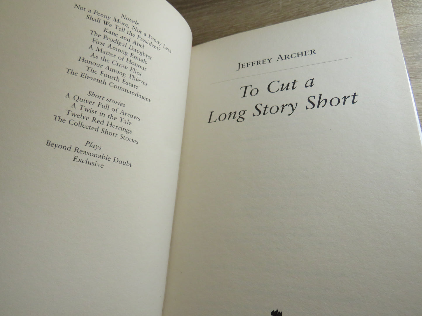 To Cut A Long Story Short by Jeffrey Archer 2000