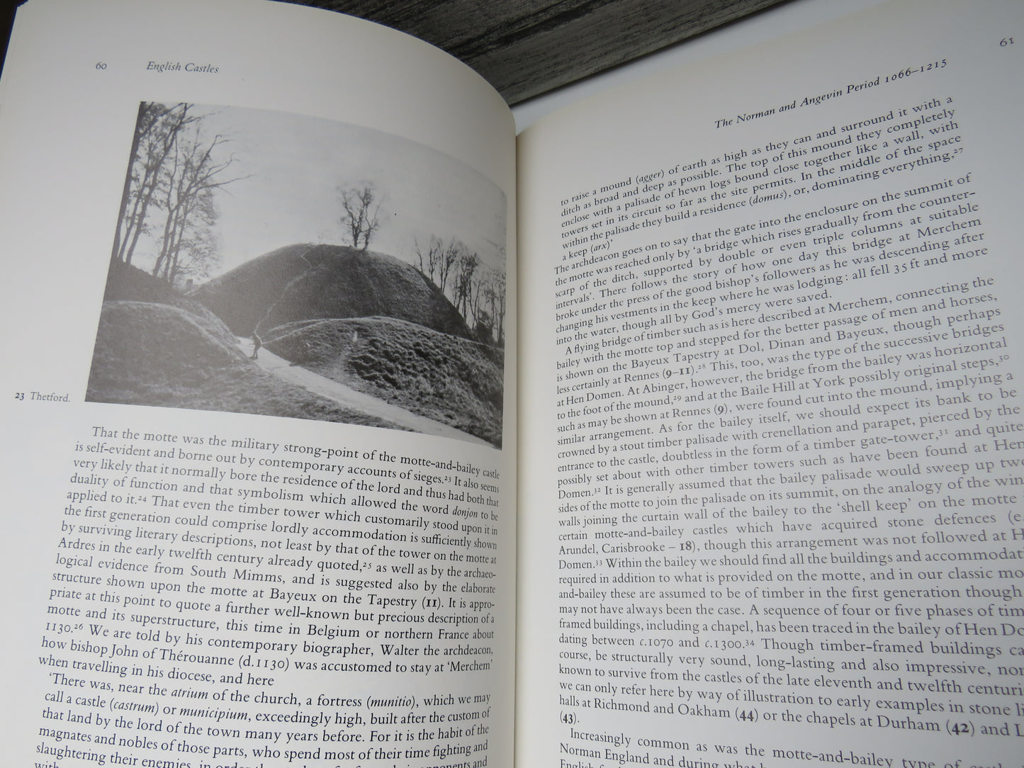 English Castles By R. Allen Brown 1970