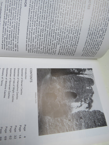 The Castles of Wessex By Mike Salter 2002