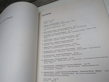 Architecture in Scotland by Helmut Petzsch, 1971 book image 4