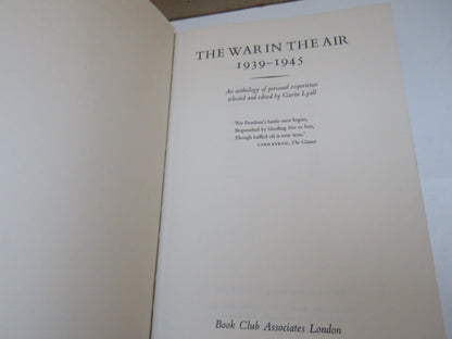 The War In The Air 1939-1945 by Gavin Lyall 1973 book image 6