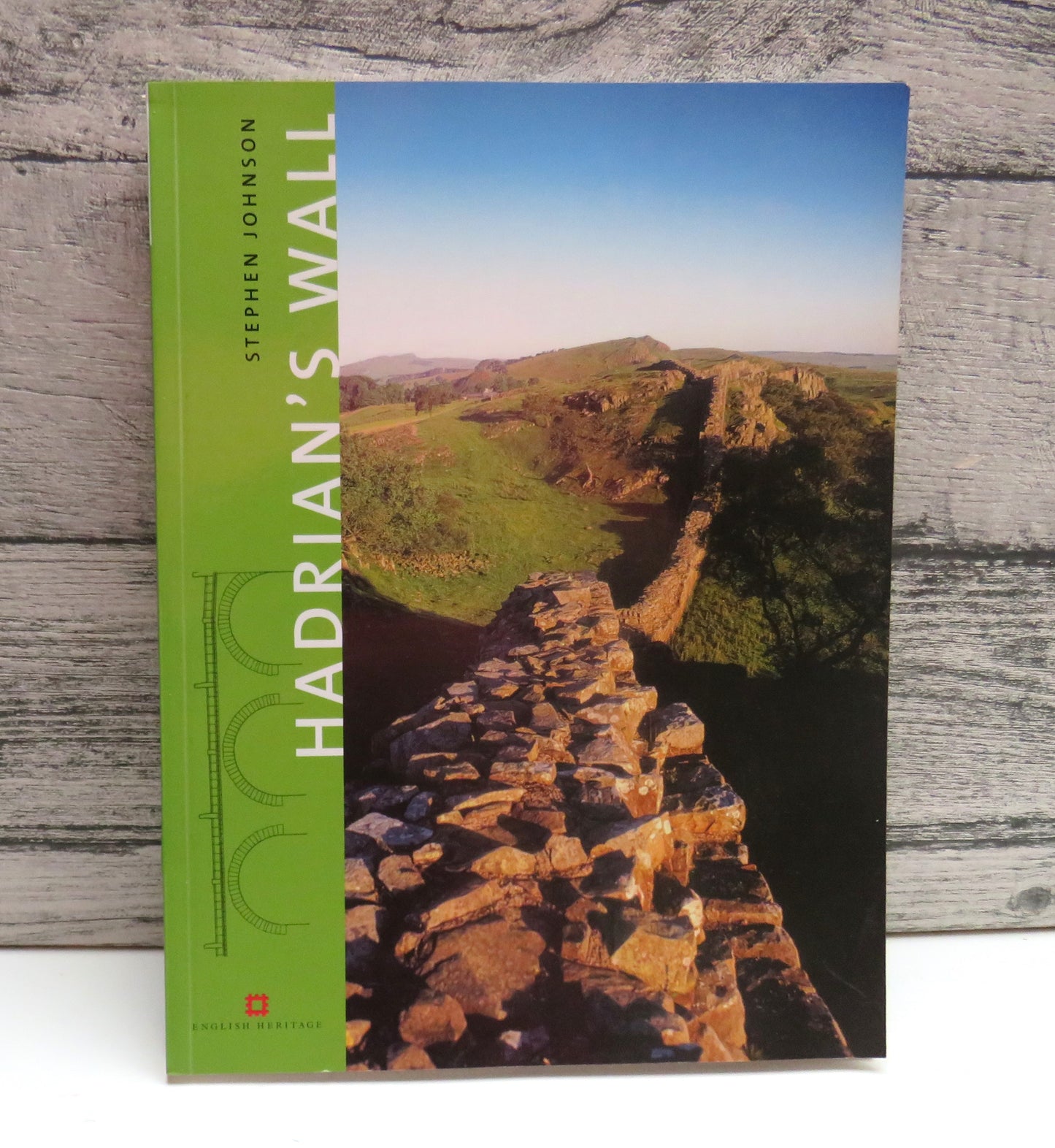 Hadrian's Wall By Stephen Johnson 2004 English Heritage