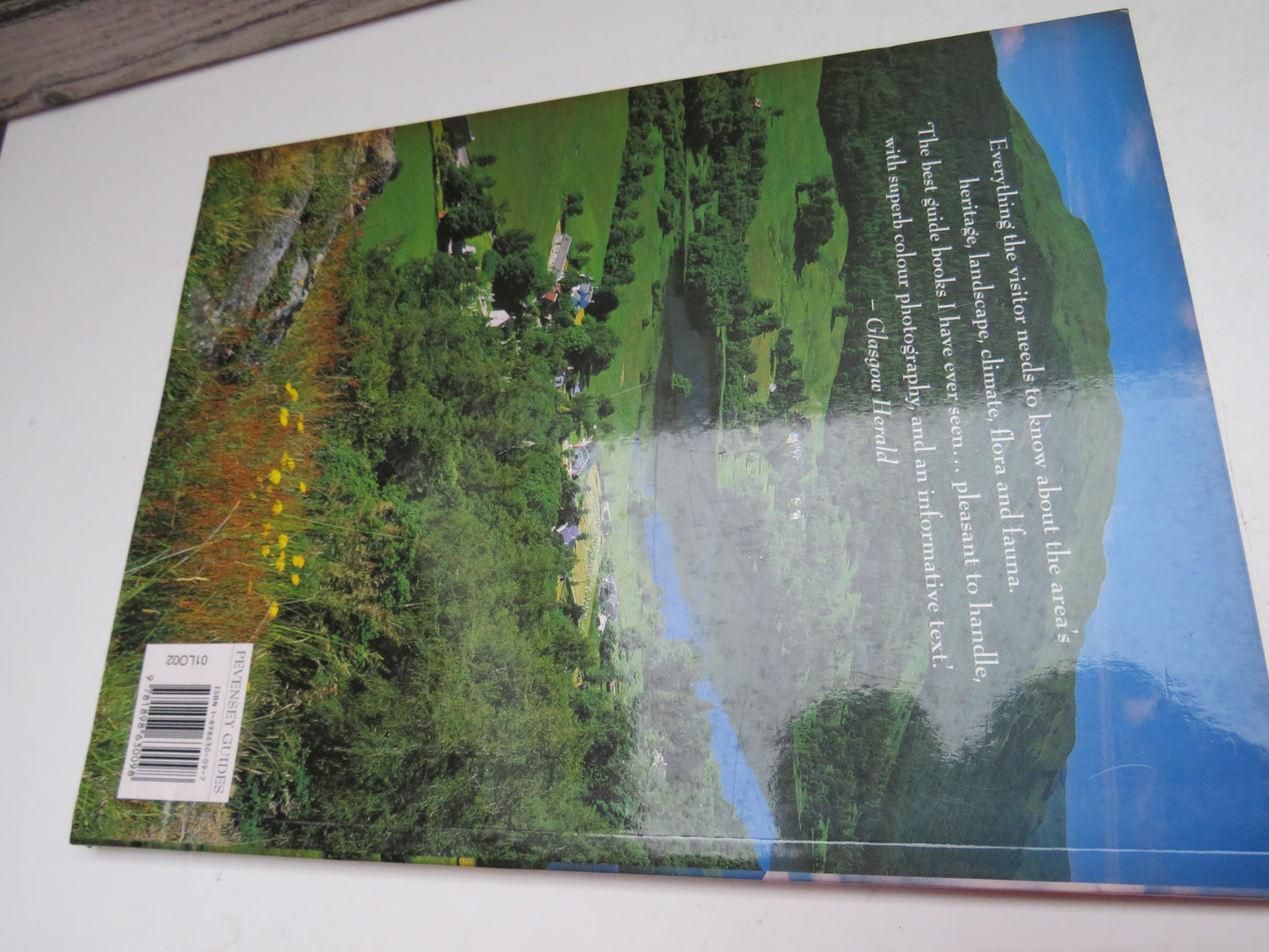 Loch Lomond & The Trossachs Including The Rob Roy Country By Rennie McOwan 2000