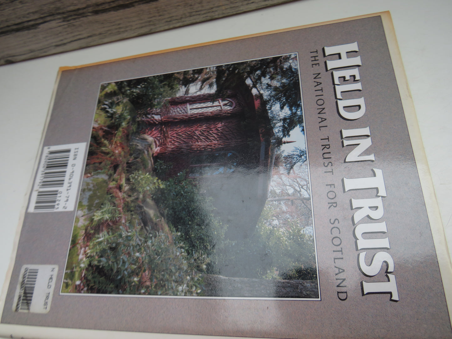 Held In Trust The National Trust For Scotland By Iain Crawford 1986